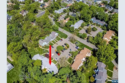 1402 Maplecrest Road 1402 #1402, Edison, NJ 08820 - Photo 37