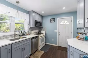 54 Bedford Ave, Teaneck Township, NJ 07666 - Photo 9