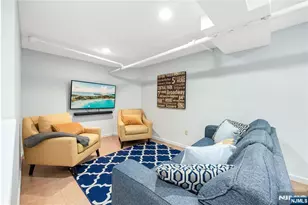 403 Colonial Rd, Ridgewood, NJ 07450 - Photo 23