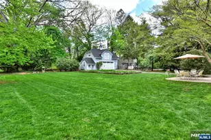 208 Lincoln Ave, Ridgewood, NJ 07450 - Photo 5
