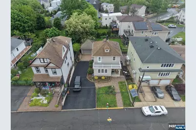 1119 Stonewall Lane, Secaucus, NJ 07094 - Photo 3