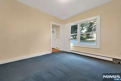 288 Van Dien Avenue D #D, Ridgewood, NJ 07450 - Photo 15
