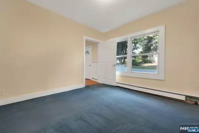 288 Van Dien Avenue D #D, Ridgewood, NJ 07450 - Photo 15