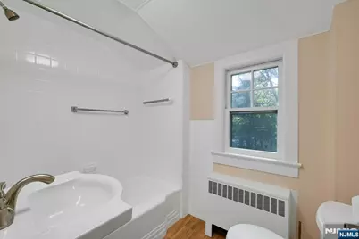 288 Van Dien Avenue D #D, Ridgewood, NJ 07450 - Photo 27