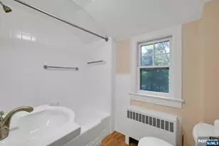 288 Van Dien Ave D, Ridgewood, NJ 07450 - Photo 27