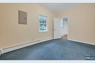 288 Van Dien Avenue D #D, Ridgewood, NJ 07450 - Photo 13