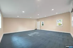 288 Van Dien Ave D, Ridgewood, NJ 07450 - Photo 7