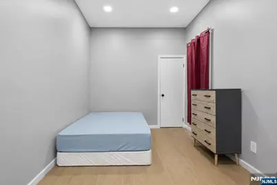 293 Clifton Avenue, Newark, NJ 07104 - Photo 19