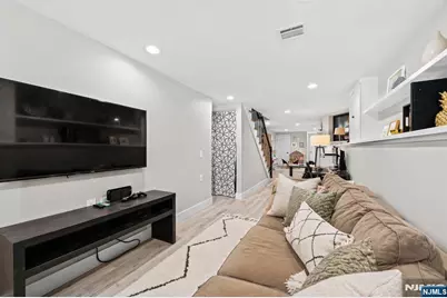 289 Webster Avenue 1A #1a, Jersey City, NJ 07307 - Photo 13