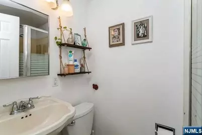 26 Pleasant Avenue, Tenafly, NJ 07670 - Photo 15