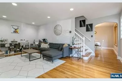 26 Pleasant Avenue, Tenafly, NJ 07670 - Photo 3