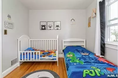 26 Pleasant Avenue, Tenafly, NJ 07670 - Photo 17