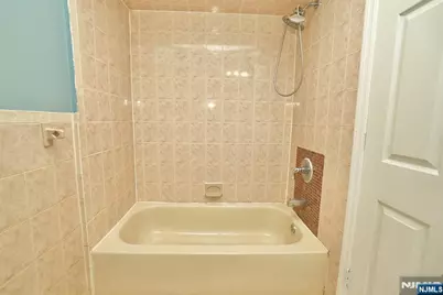 36 Brenner Street, Newark, NJ 07108 - Photo 15