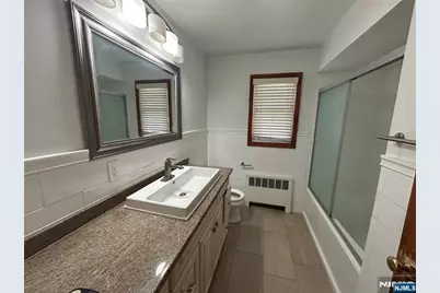 35 Edsall Avenue 1st Fl #1st fl, Palisades Park, NJ 07650 - Photo 7