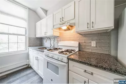 309 14th Street, Union City, NJ 07087 - Photo 7
