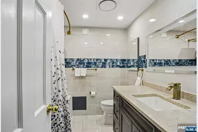 1077 River Road 211 #211, Edgewater, NJ 07020 - Photo 23