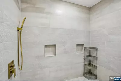 1077 River Road 211 #211, Edgewater, NJ 07020 - Photo 21