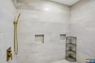 1077 River Road 211, Edgewater, NJ 07020 - Photo 21