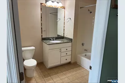 1209 Summit Avenue 402 #402, Jersey City, NJ 07307 - Photo 9