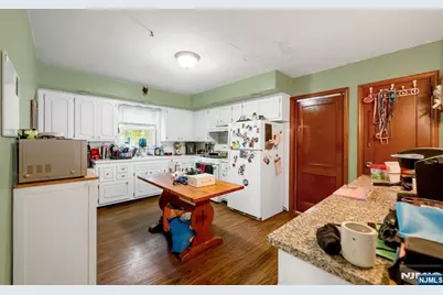 151 Washington Street, Lodi, NJ 07644 - Photo 9