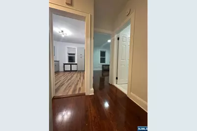 32 Hamilton Avenue, Fairview, NJ 07022 - Photo 31