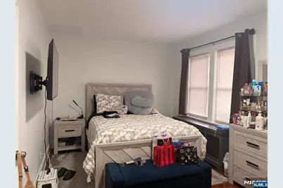 32 Hamilton Avenue, Fairview, NJ 07022 - Photo 7