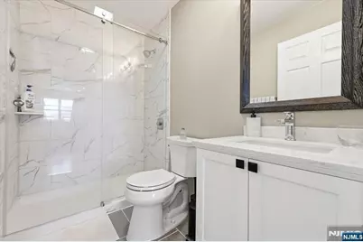 39 Union Street 402 #402, Hackensack, NJ 07601 - Photo 17