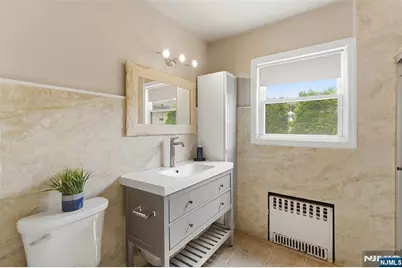 45 Avenue B, Lodi, NJ 07644 - Photo 17