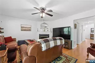 38 Lexington Ln E, West Milford, NJ 07480 - Photo 11