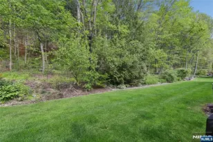38 Lexington Ln E, West Milford, NJ 07480 - Photo 21