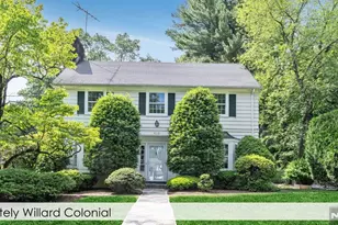 436 Hillcrest Rd, Ridgewood, NJ 07450 - Photo 1