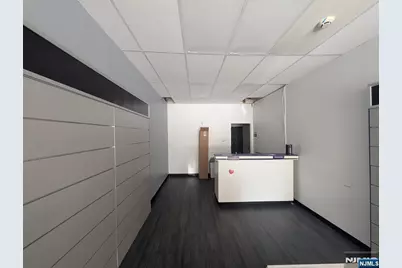 1070 Main, Passaic, NJ 07011 - Photo 5