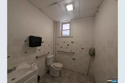 1070 Main, Passaic, NJ 07011 - Photo 7