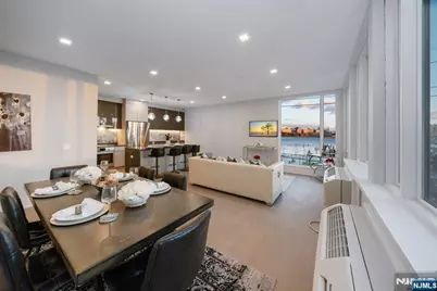 7101 River Road 309B #309B, North Bergen, NJ 07047 - Photo 3