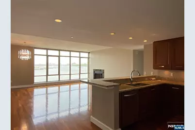 8100 River Road 917 #917, North Bergen, NJ 07047 - Photo 15