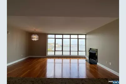 8100 River Road 917 #917, North Bergen, NJ 07047 - Photo 9