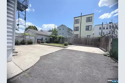 162 Highland Avenue, Kearny, NJ 07032 - Photo 25
