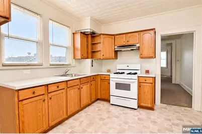 162 Highland Avenue, Kearny, NJ 07032 - Photo 13