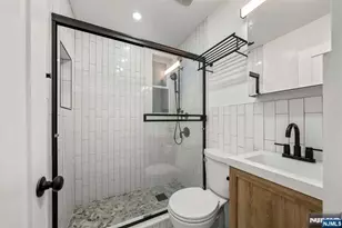 170 Cedar Street Fl 1, Cliffside Park, NJ 07010 - Photo 7