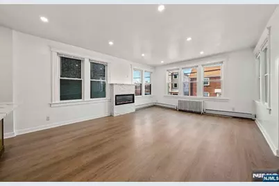 170 Cedar Street Fl 1 #Fl 1, Cliffside Park, NJ 07010 - Photo 5