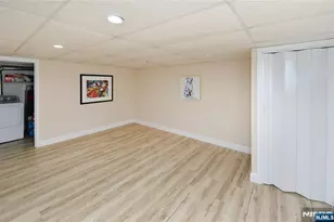 39-22 Vanore Dr, Fair Lawn, NJ 07410 - Photo 19