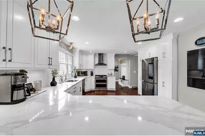 11 Amelia Drive, Old Tappan, NJ 07675 - Photo 11