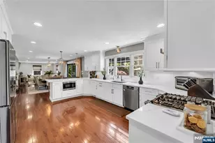 11 Amelia Dr, Old Tappan, NJ 07675 - Photo 9