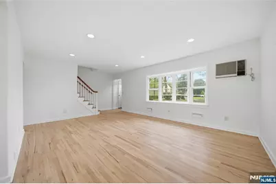 35-02 Linwood Road, Fair Lawn, NJ 07410 - Photo 3