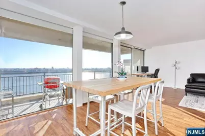 4 Horizon Road 1027 #1027, Fort Lee, NJ 07024 - Photo 11