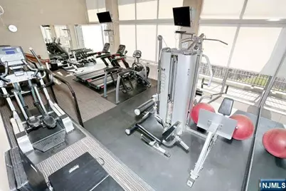 4 Horizon Road 1027 #1027, Fort Lee, NJ 07024 - Photo 31