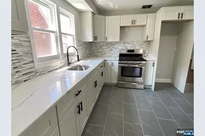 905 Sanford Avenue 2 #2, Irvington, NJ 07111 - Photo 5