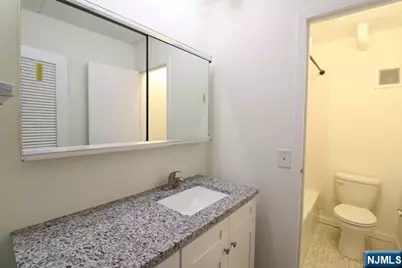 1600 Center Avenue 1E #1E, Fort Lee, NJ 07024 - Photo 19