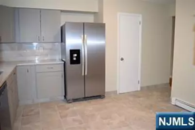 533 Roff Avenue 1st Fl. #1st fl., Palisades Park, NJ 07650 - Photo 5