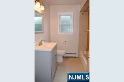 533 Roff Avenue 1st Fl. #1st fl., Palisades Park, NJ 07650 - Photo 9